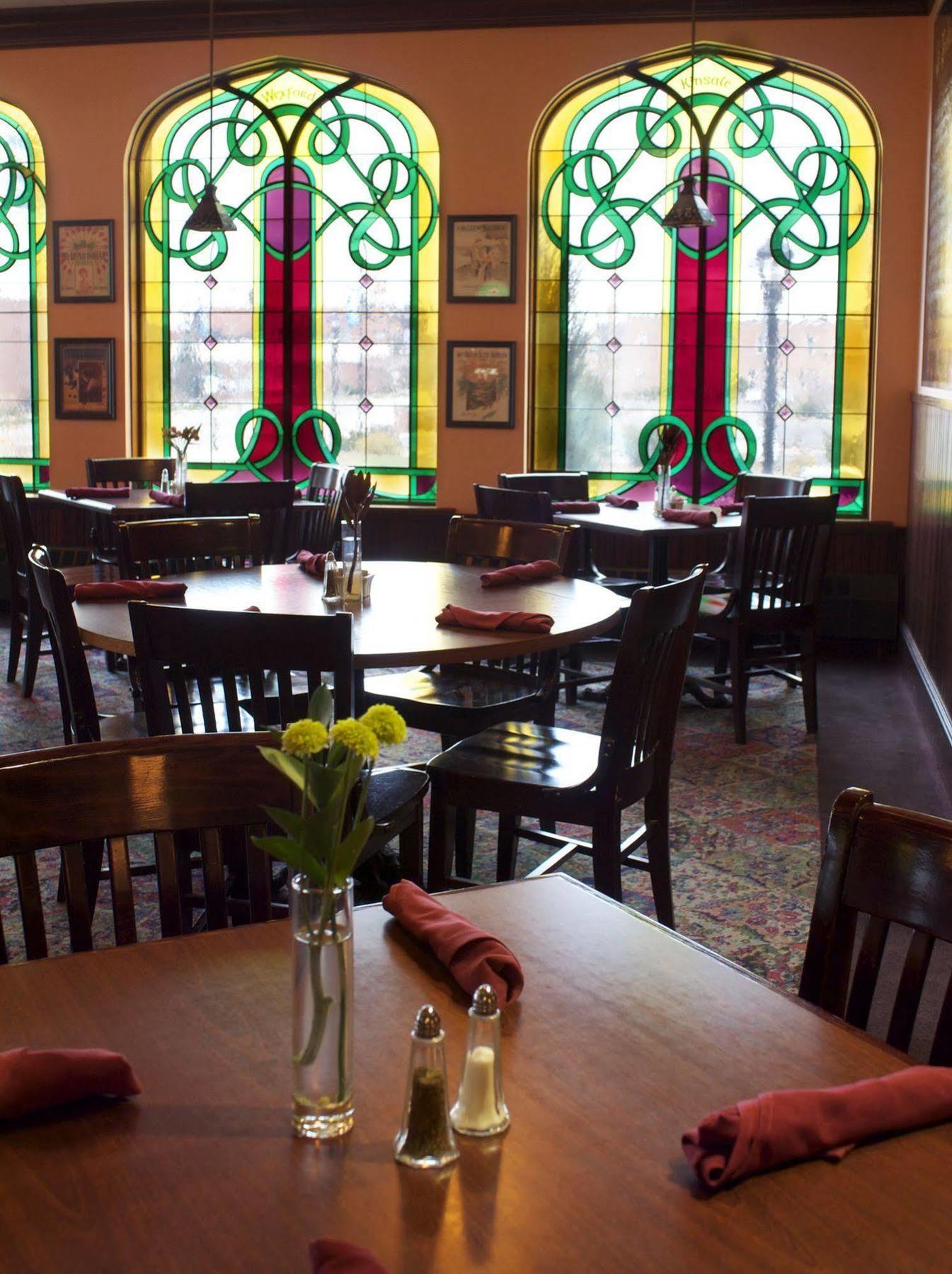 Saint Brendan'S Inn Green Bay Extérieur photo