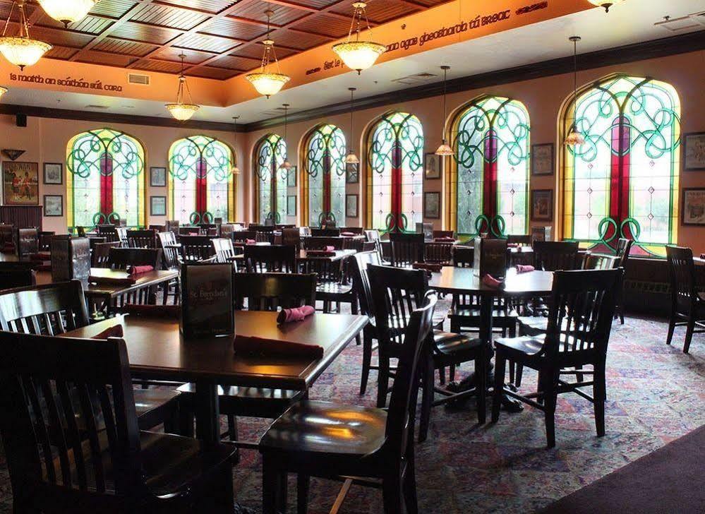Saint Brendan'S Inn Green Bay Extérieur photo