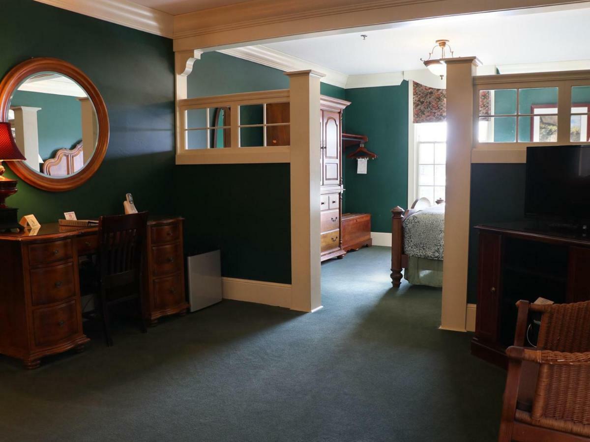 Saint Brendan'S Inn Green Bay Chambre photo