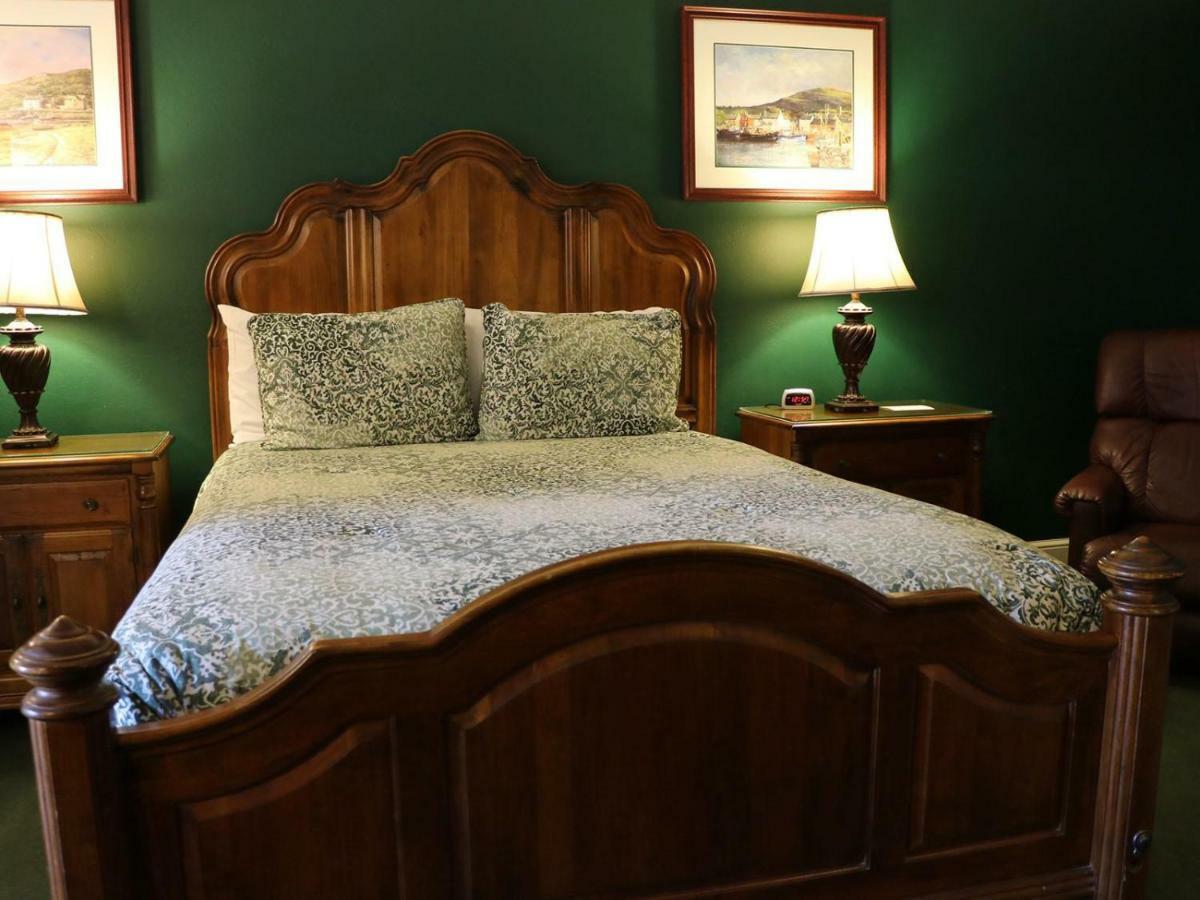 Saint Brendan'S Inn Green Bay Chambre photo