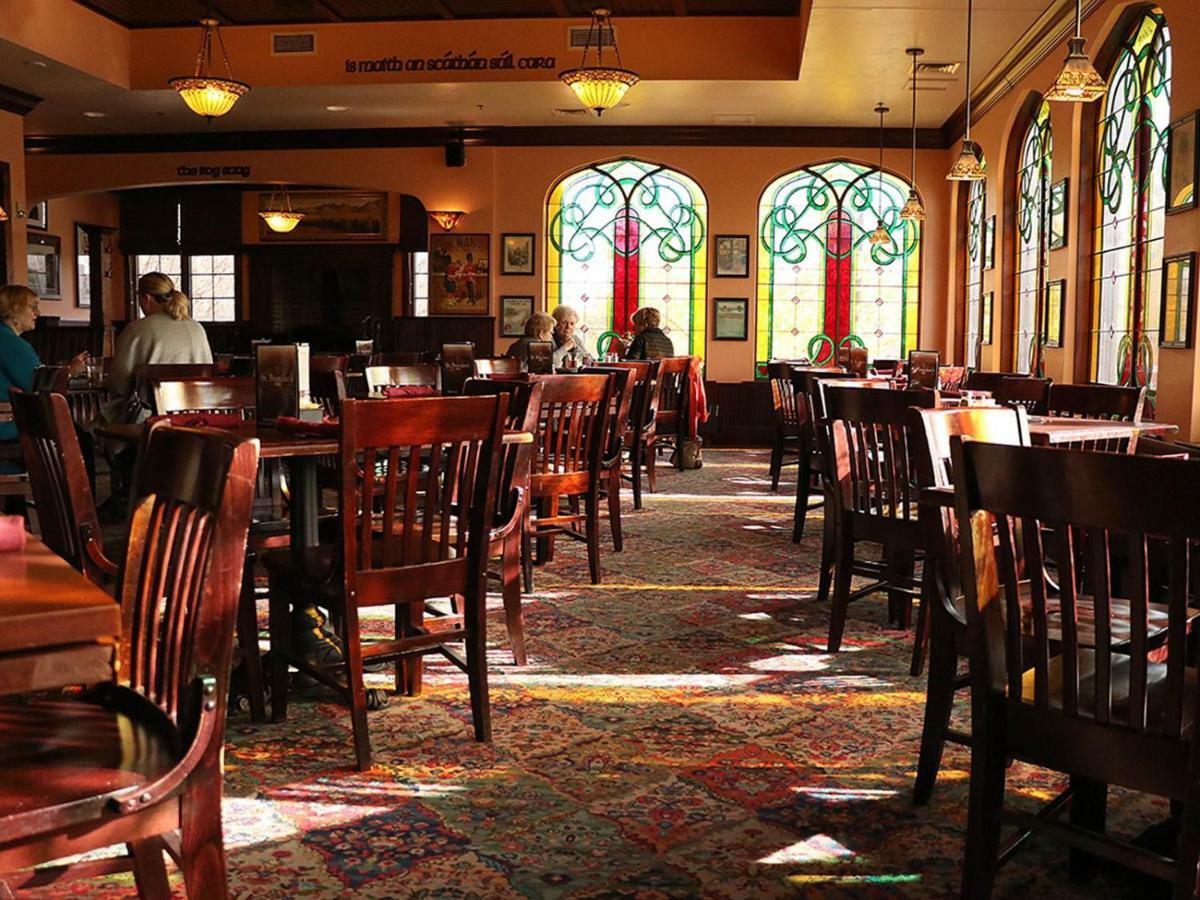 Saint Brendan'S Inn Green Bay Extérieur photo