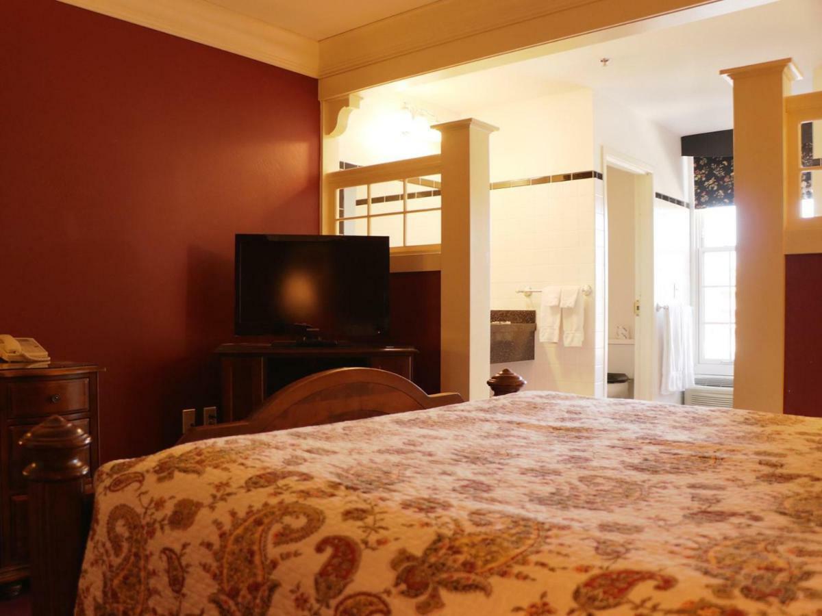 Saint Brendan'S Inn Green Bay Chambre photo