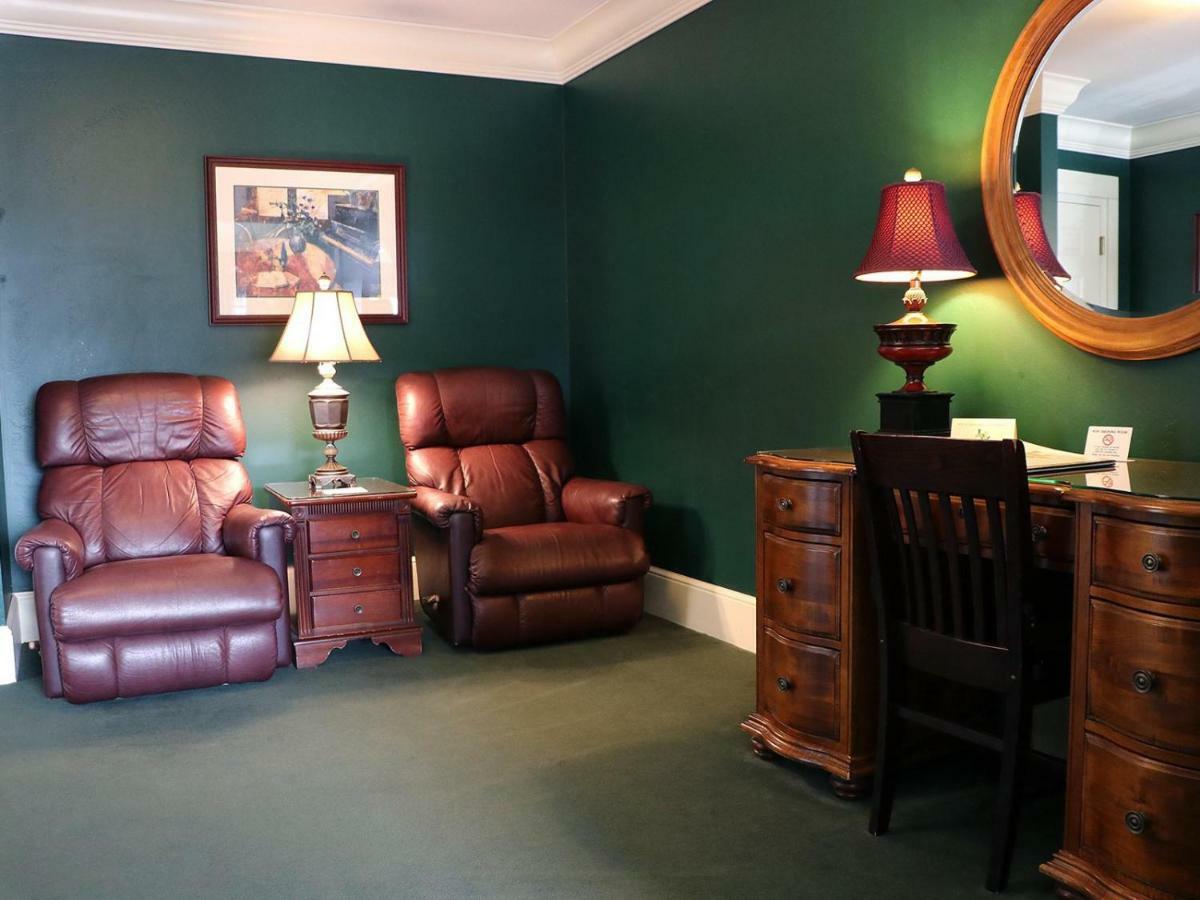Saint Brendan'S Inn Green Bay Chambre photo